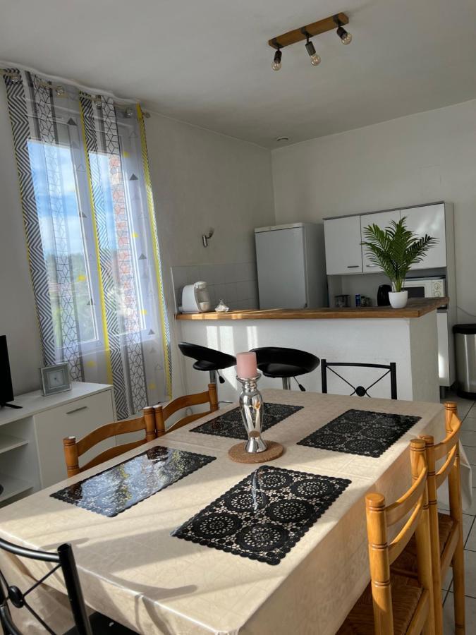 Good Loc Apartment Санс Екстериор снимка